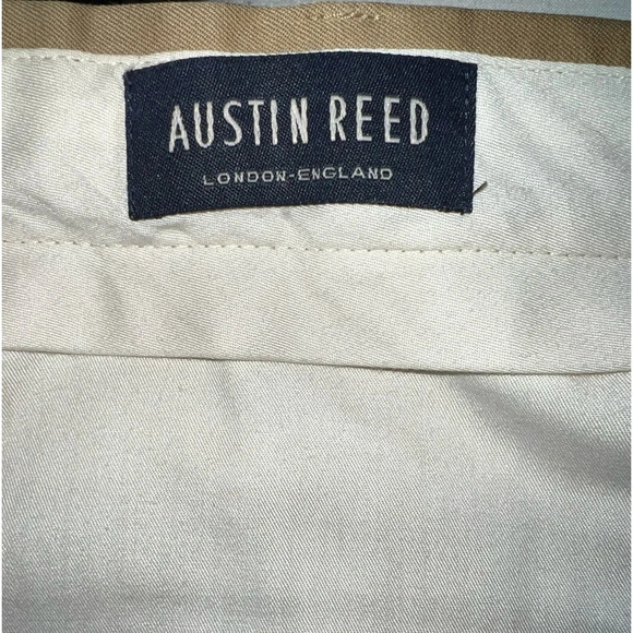 Austin Reed, England, London, 33, pleated front button zip clasp front closure. - Picture 3 of 10